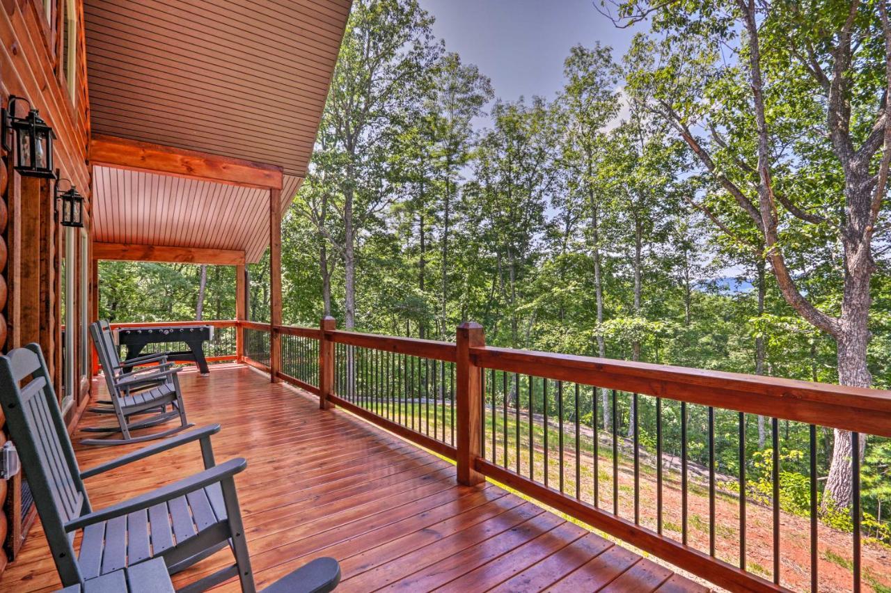 Sevierville Cabin Deck With Foosball And Hot Tub! Exterior foto